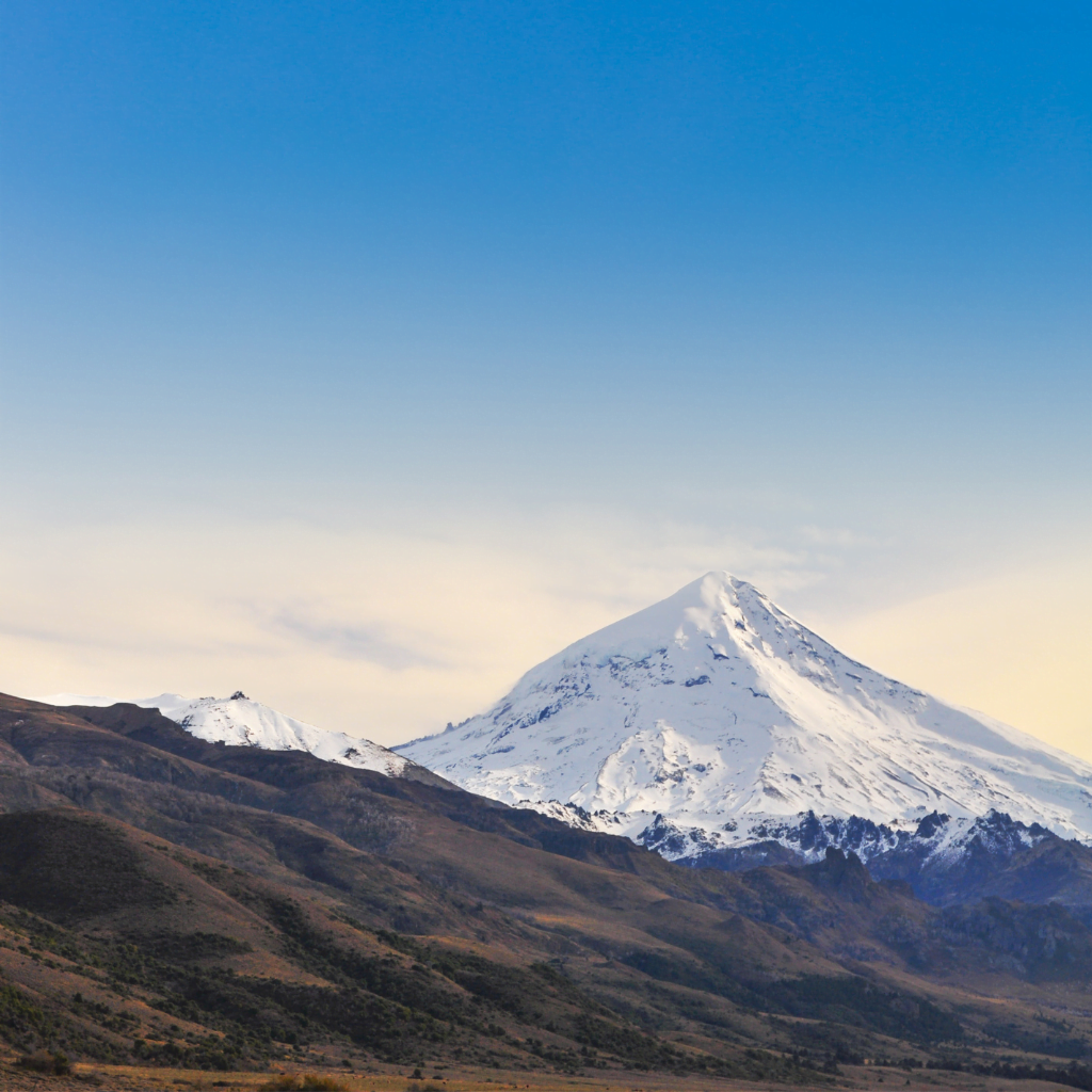 Villarrica Traverse | Volcán Quinquilil